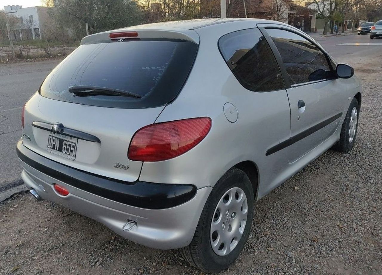 Peugeot 206 Usado en Mendoza, deRuedas
