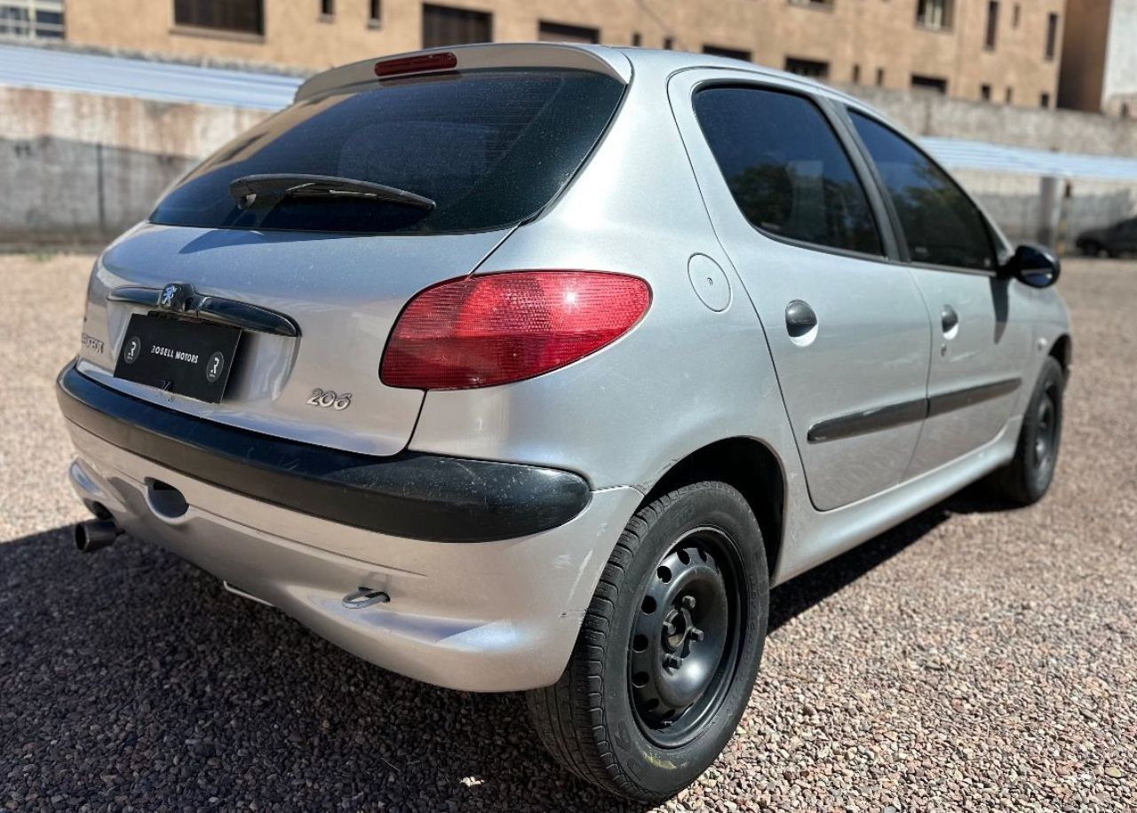 Peugeot 206 Usado en Mendoza, deRuedas
