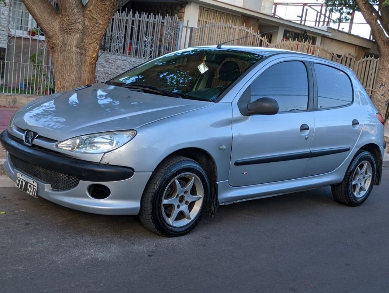 Peugeot 206 Usado en Mendoza, deRuedas
