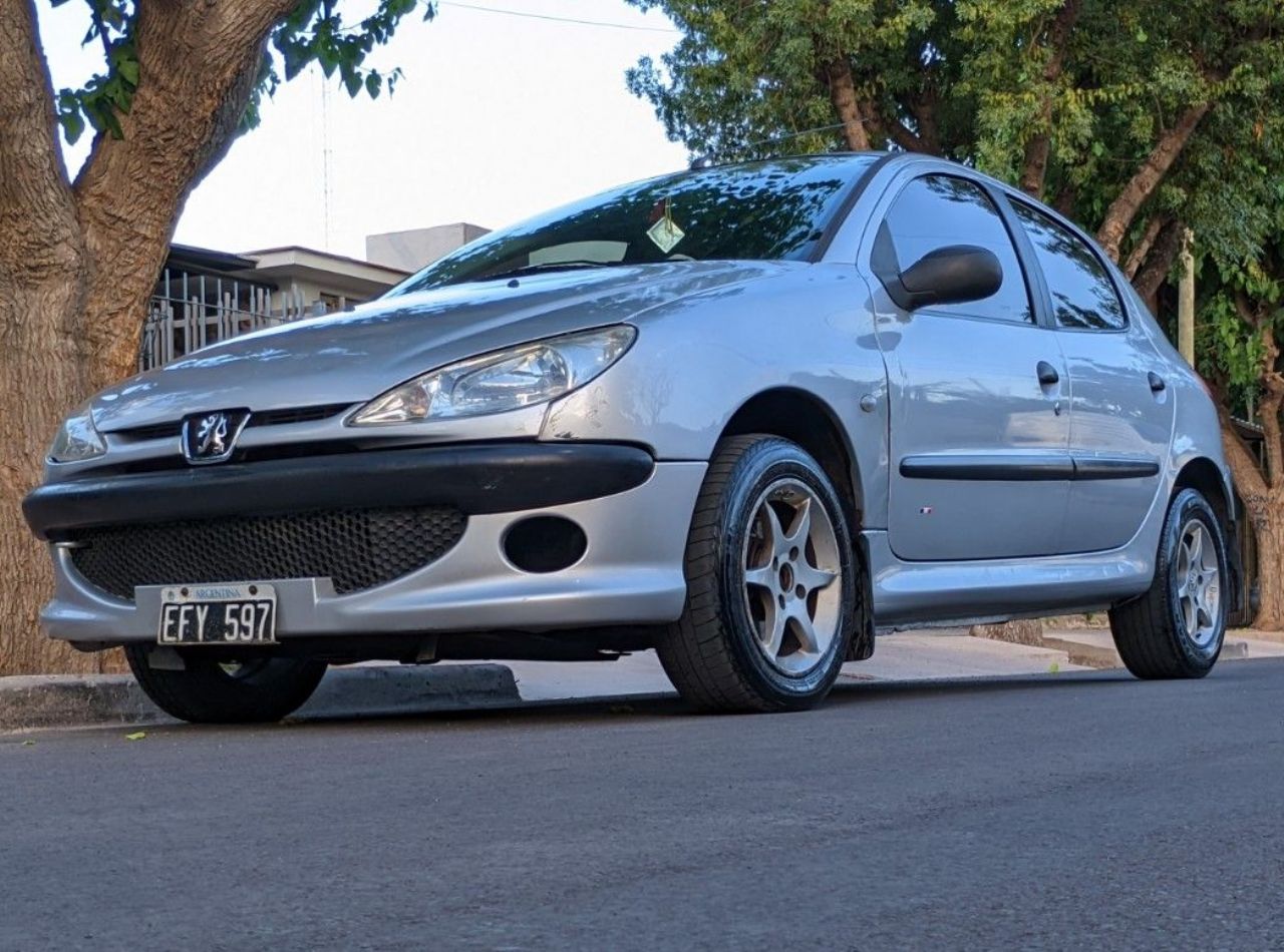 Peugeot 206 Usado en Mendoza, deRuedas