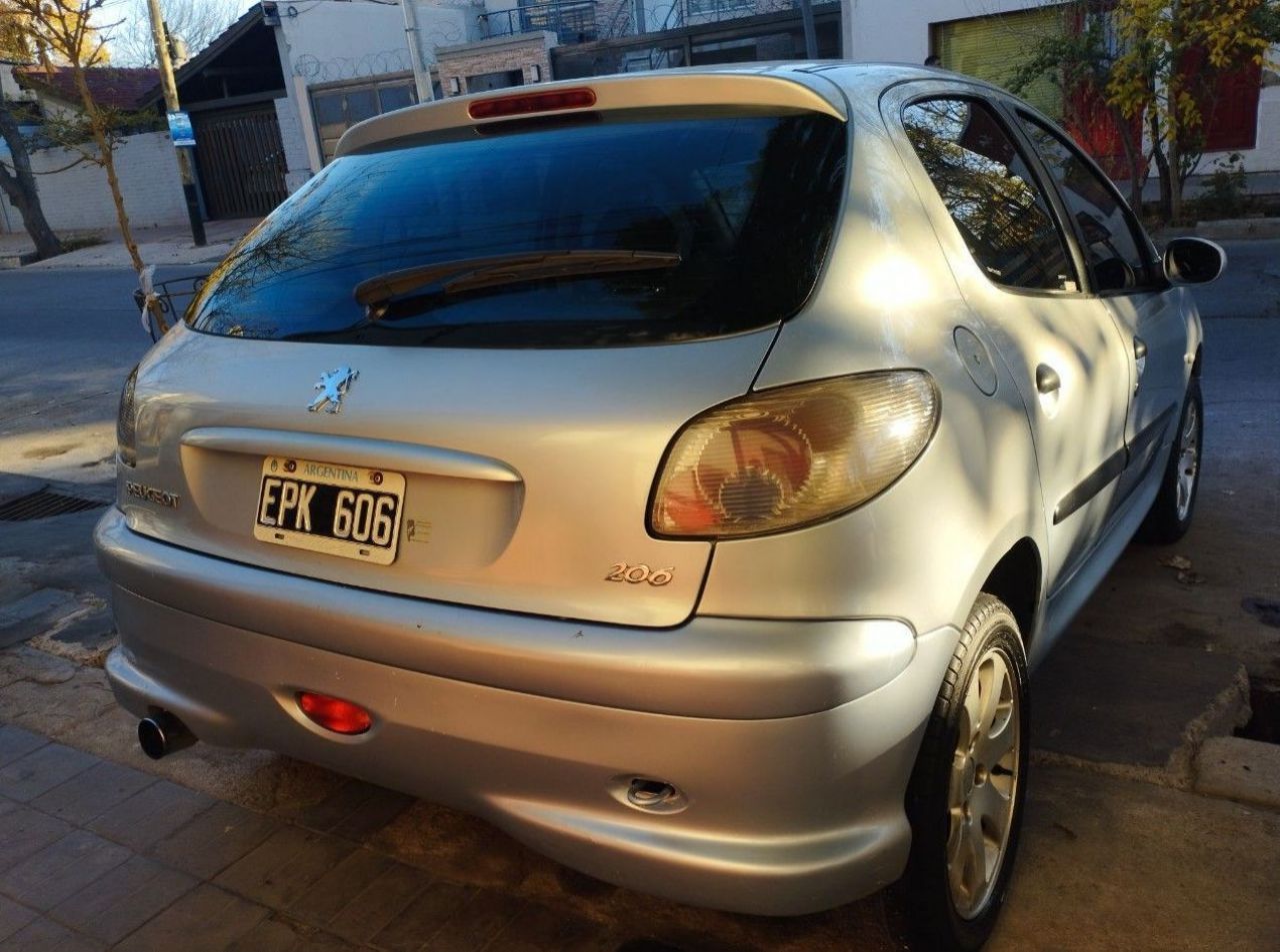 Peugeot 206 Usado en Mendoza, deRuedas