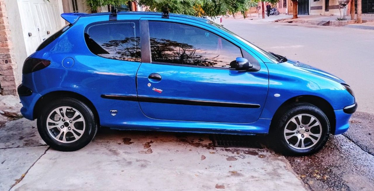 Peugeot 206 Usado en Mendoza, deRuedas