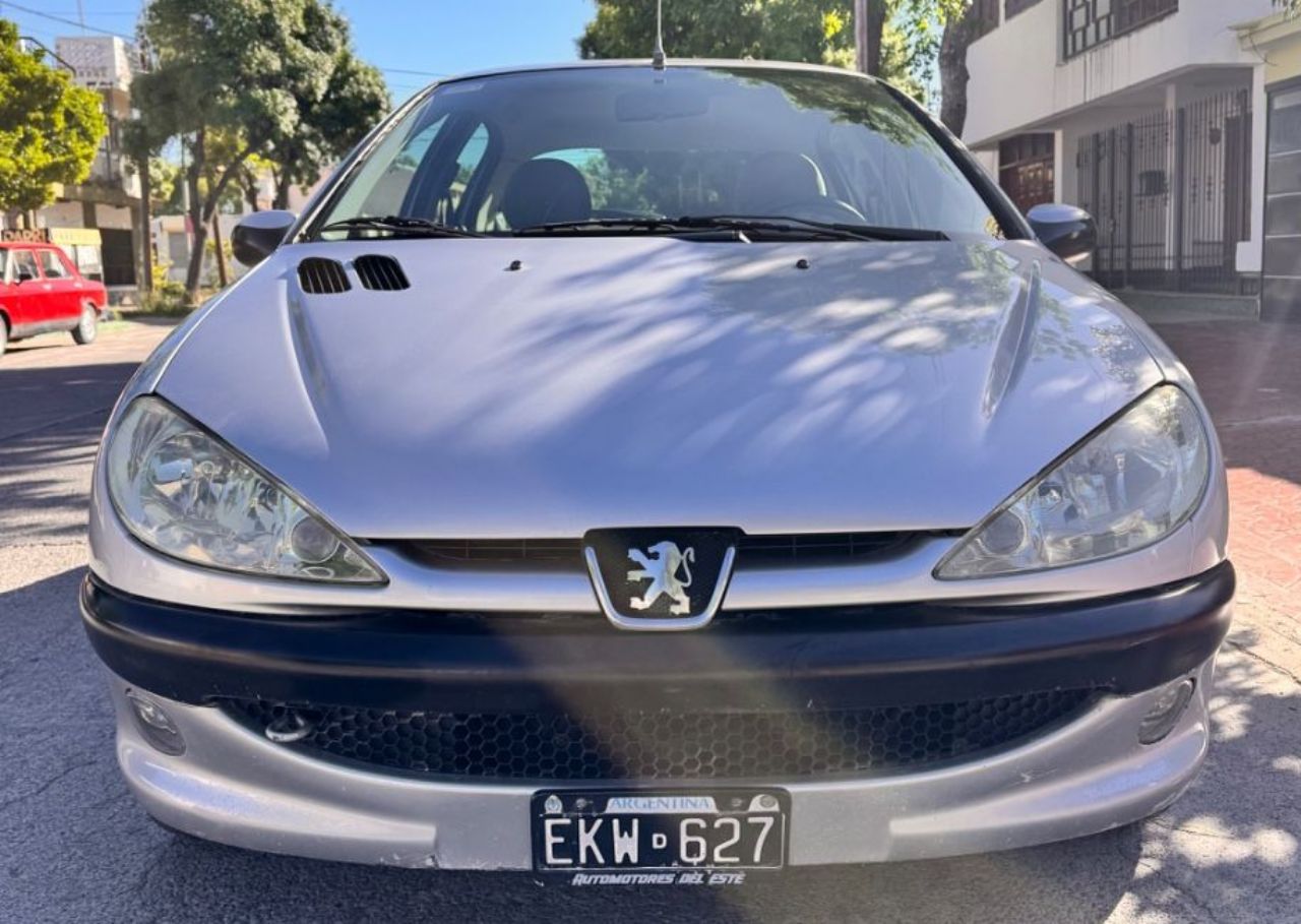Peugeot 206 Usado en Mendoza, deRuedas