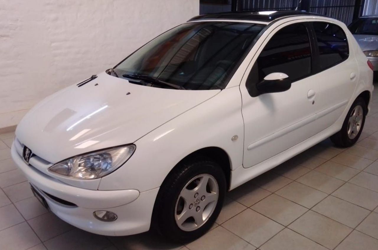 Peugeot 206 Usado en Mendoza, deRuedas