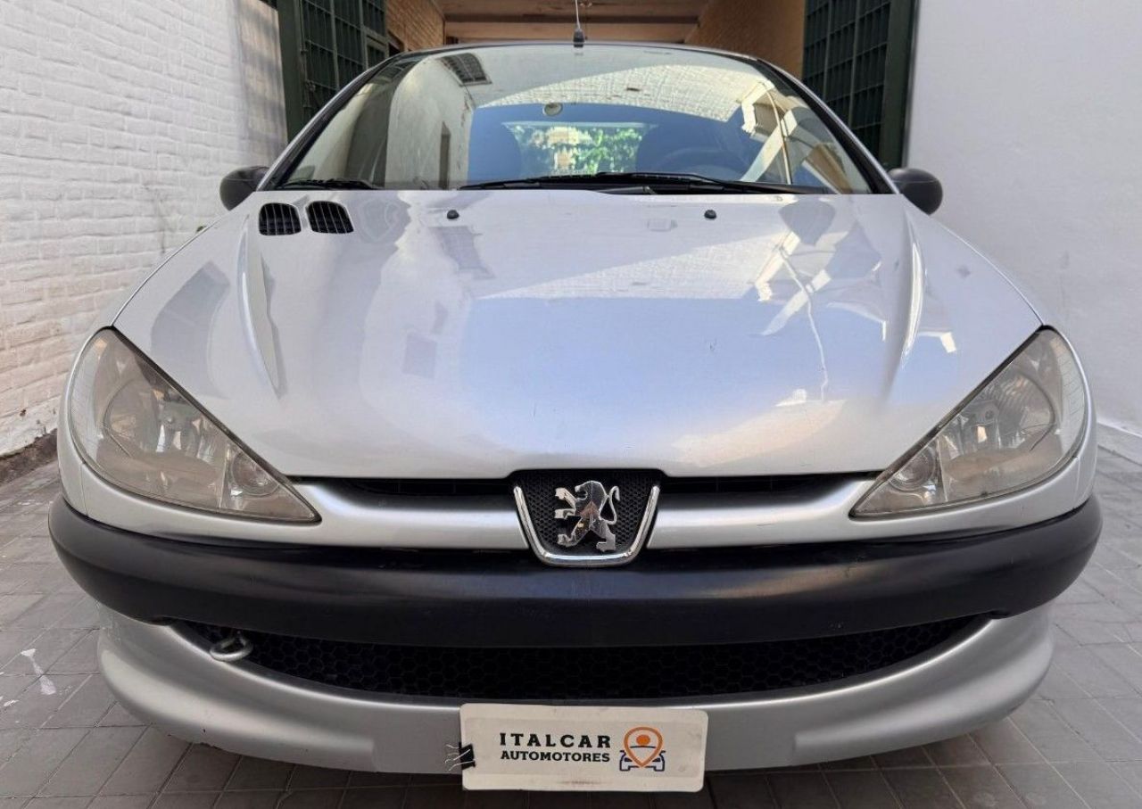 Peugeot 206 Usado en Mendoza, deRuedas