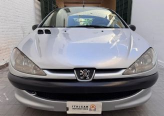 Peugeot 206 Usado en Mendoza