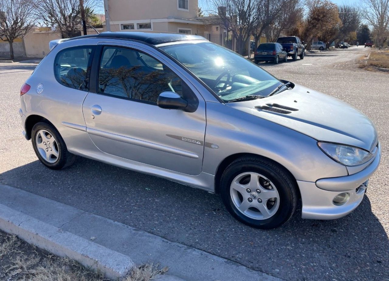 Peugeot 206 Usado en Mendoza, deRuedas