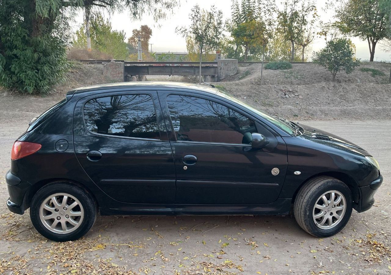 Peugeot 206 Usado en Mendoza, deRuedas