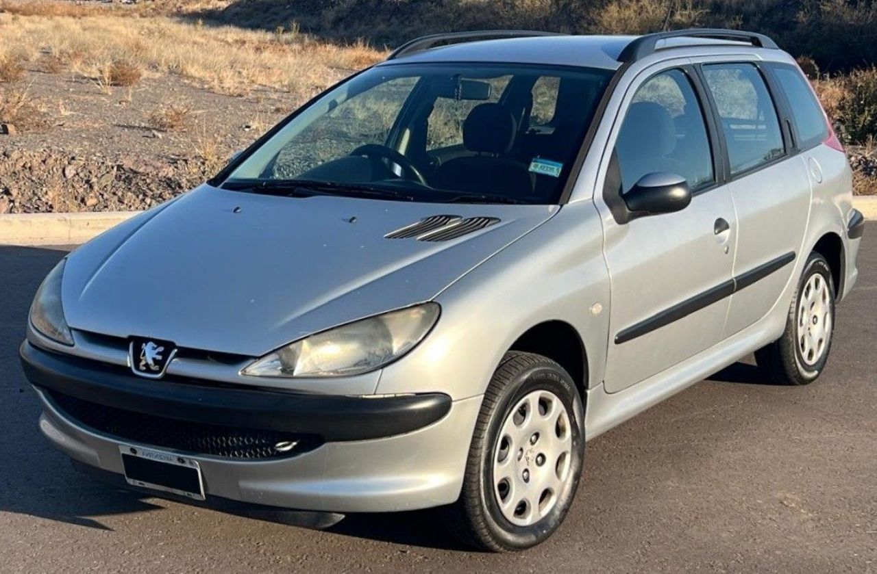 Peugeot 206 Usado en Mendoza, deRuedas