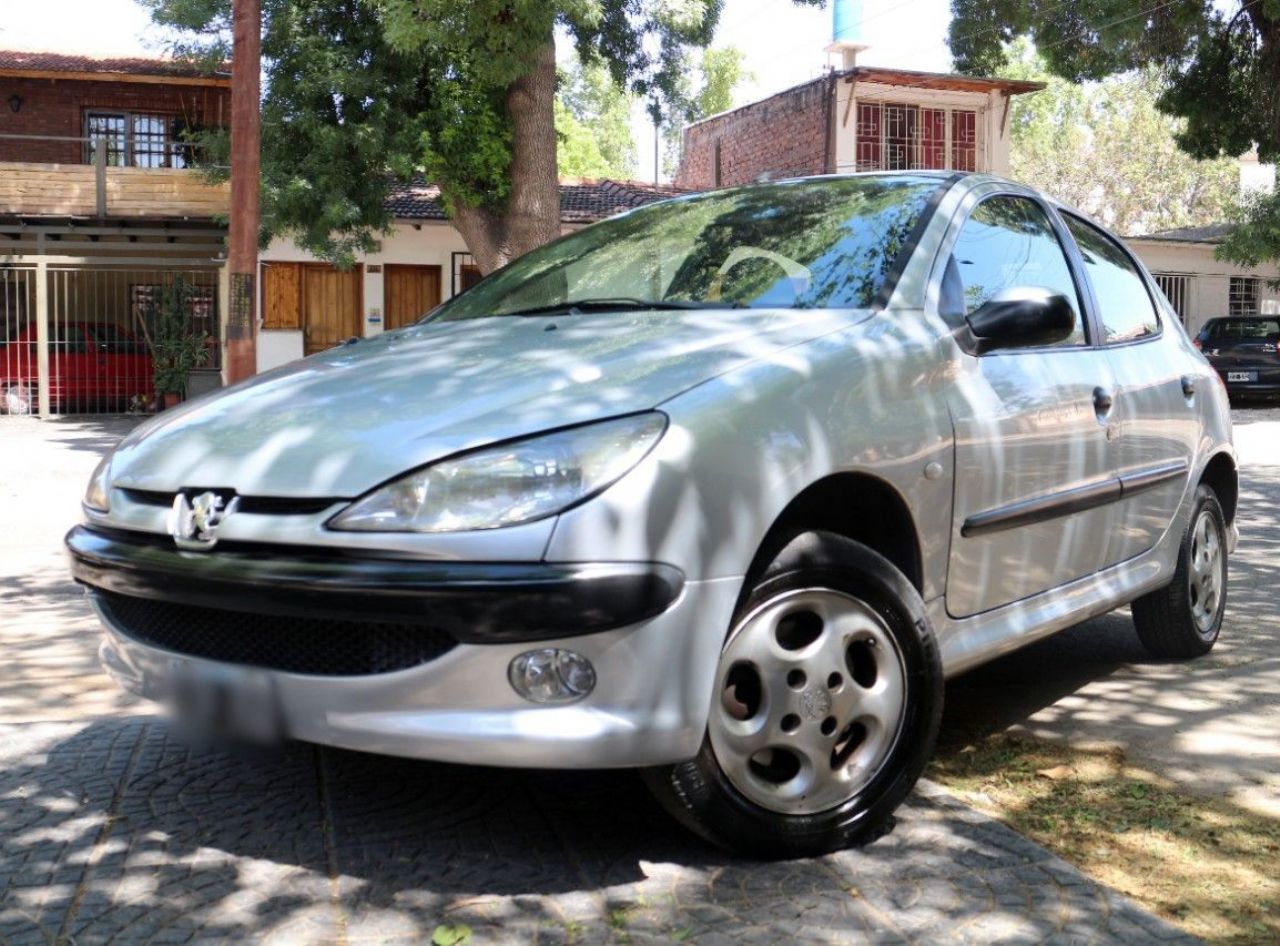 Peugeot 206 Usado en Mendoza, deRuedas
