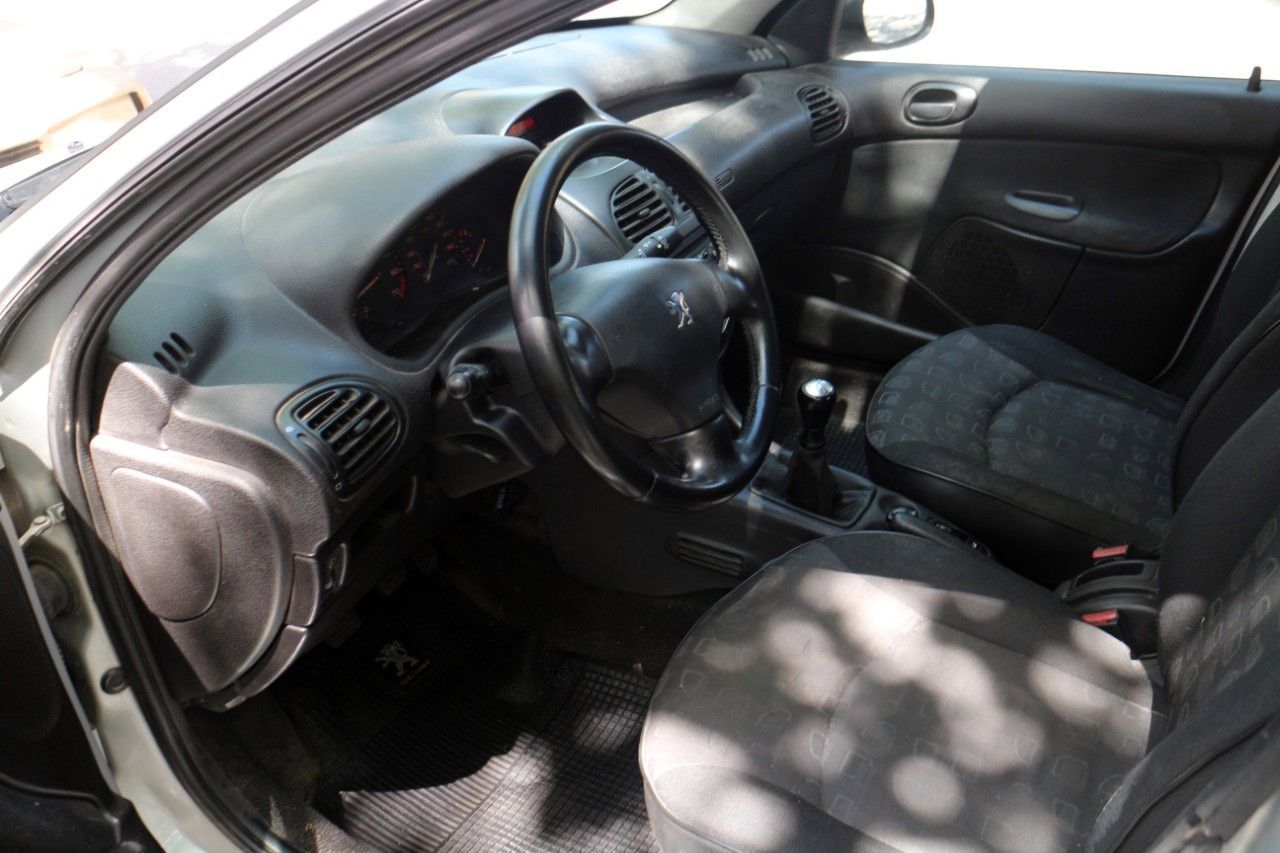 Peugeot 206 Usado en Mendoza, deRuedas