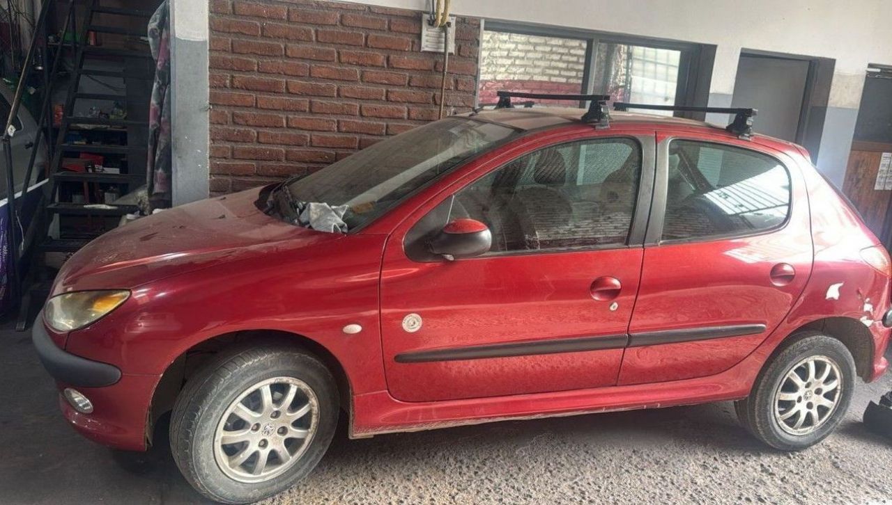 Peugeot 206 Usado en Mendoza, deRuedas