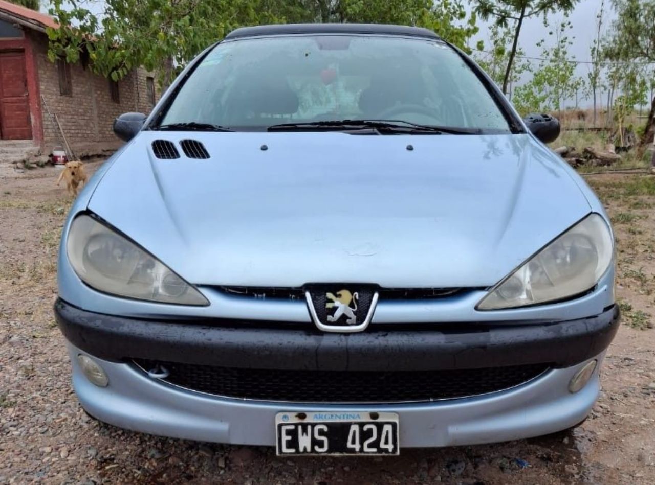 Peugeot 206 Usado en Mendoza, deRuedas