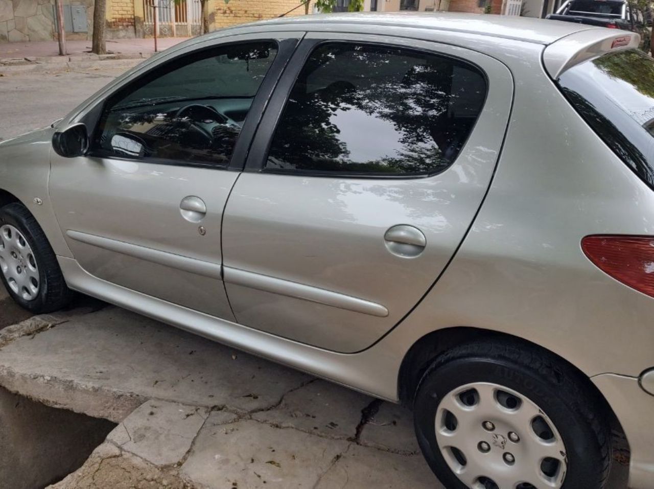 Peugeot 206 Usado en Mendoza, deRuedas