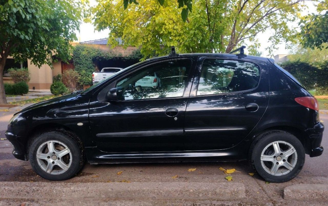 Peugeot 206 Usado en Mendoza, deRuedas
