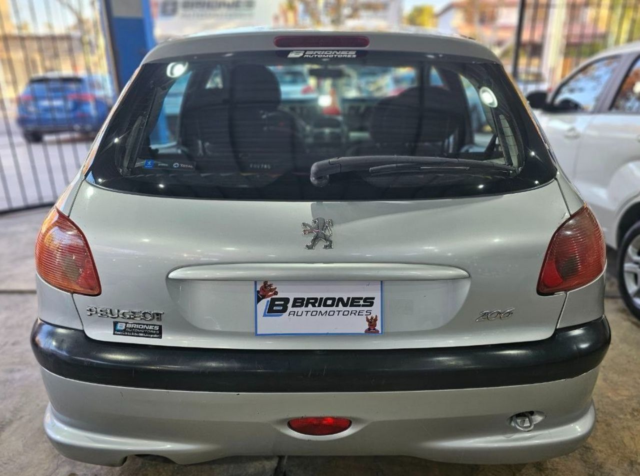 Peugeot 206 Usado en Mendoza, deRuedas