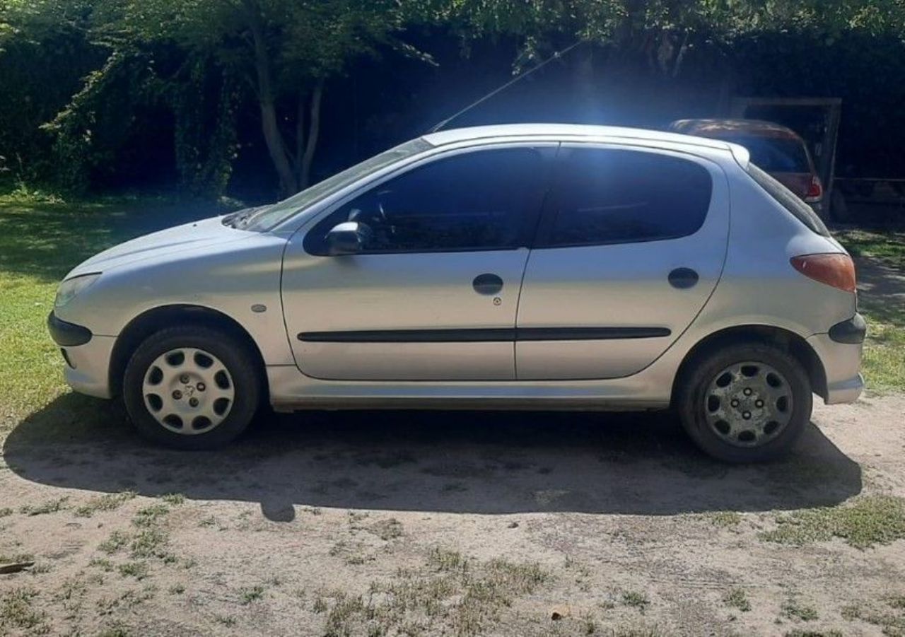 Peugeot 206 Usado en Mendoza, deRuedas