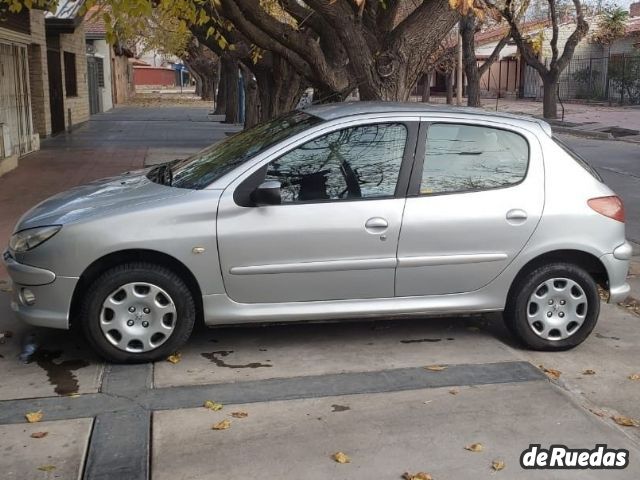 Peugeot 206 Usado en Mendoza, deRuedas