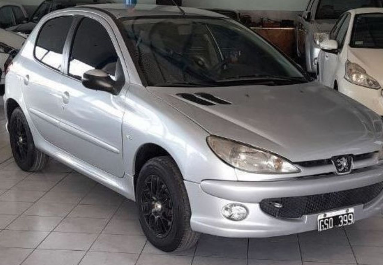 Peugeot 206 Usado en Mendoza, deRuedas