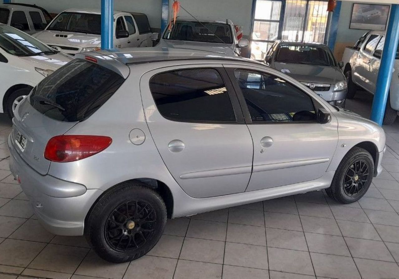 Peugeot 206 Usado en Mendoza, deRuedas