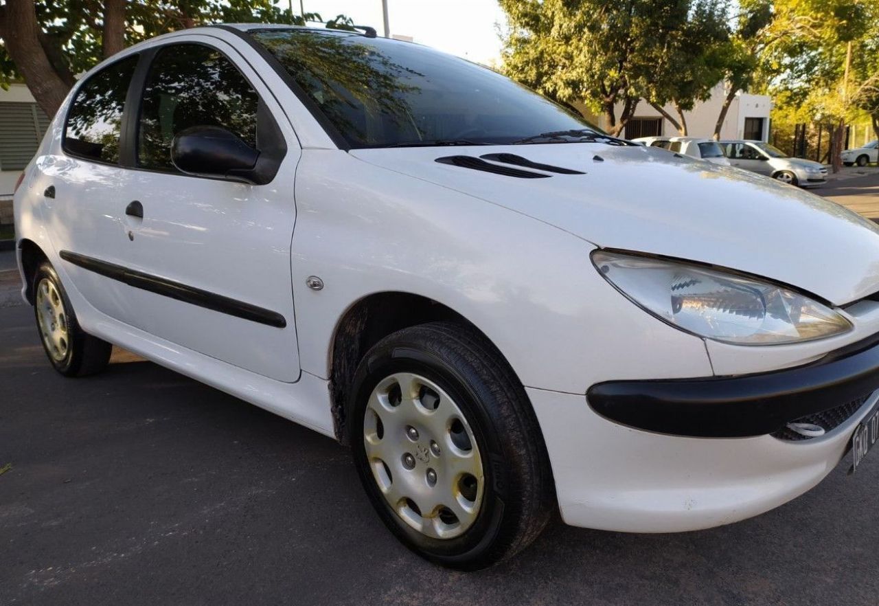 Peugeot 206 Usado en Mendoza, deRuedas