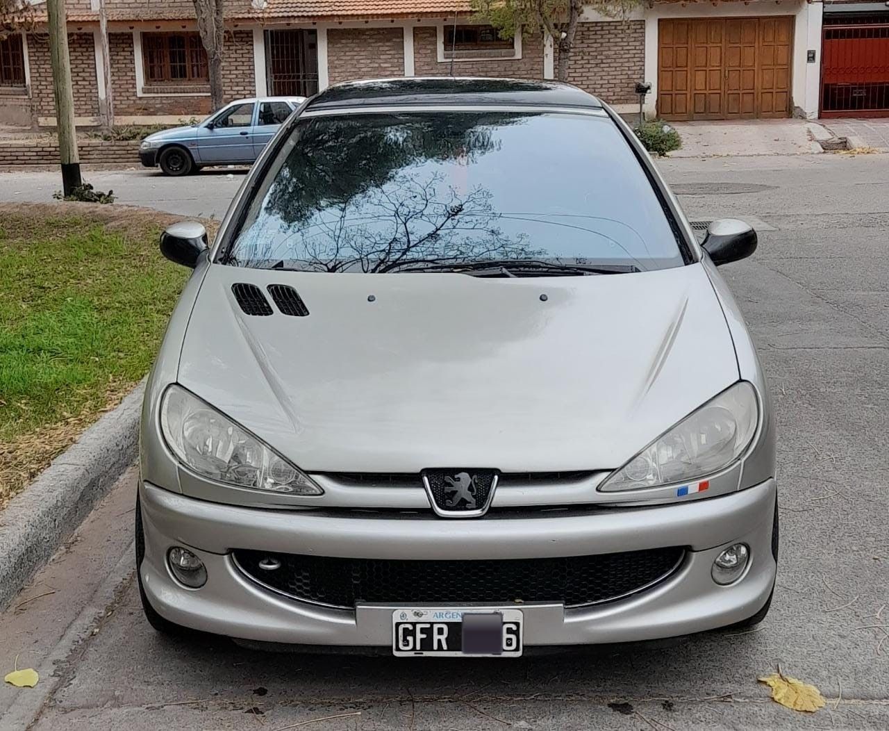 Peugeot 206 Usado en Mendoza, deRuedas