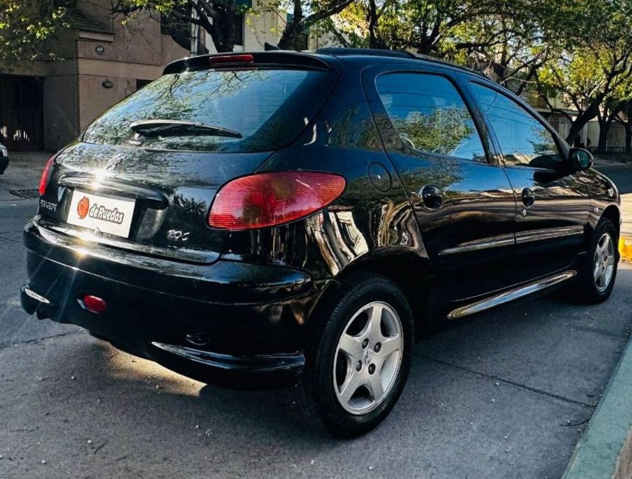 Peugeot 206 Usado en Mendoza, deRuedas