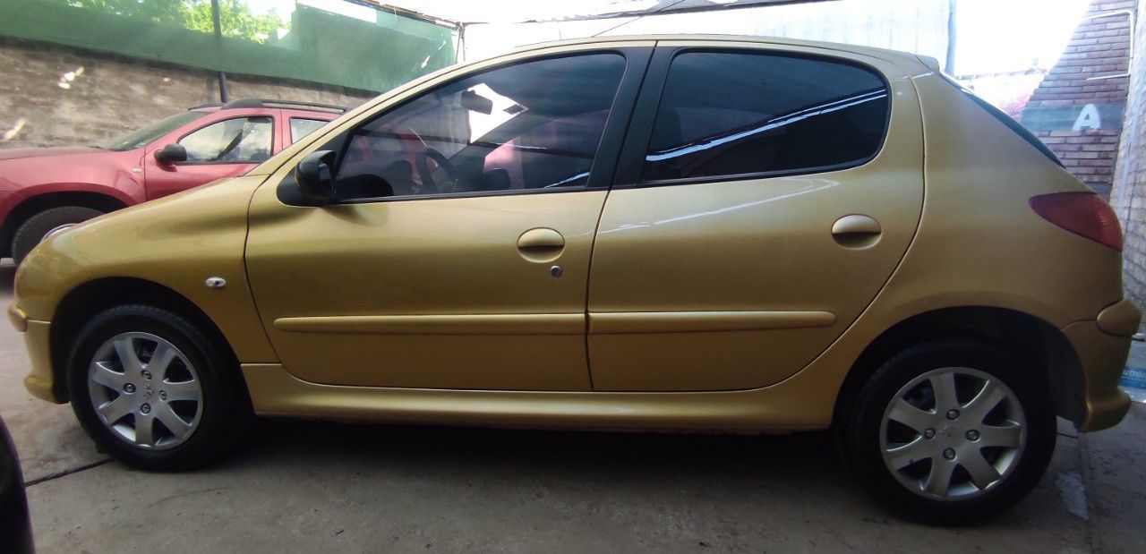 Peugeot 206 Usado en Mendoza, deRuedas