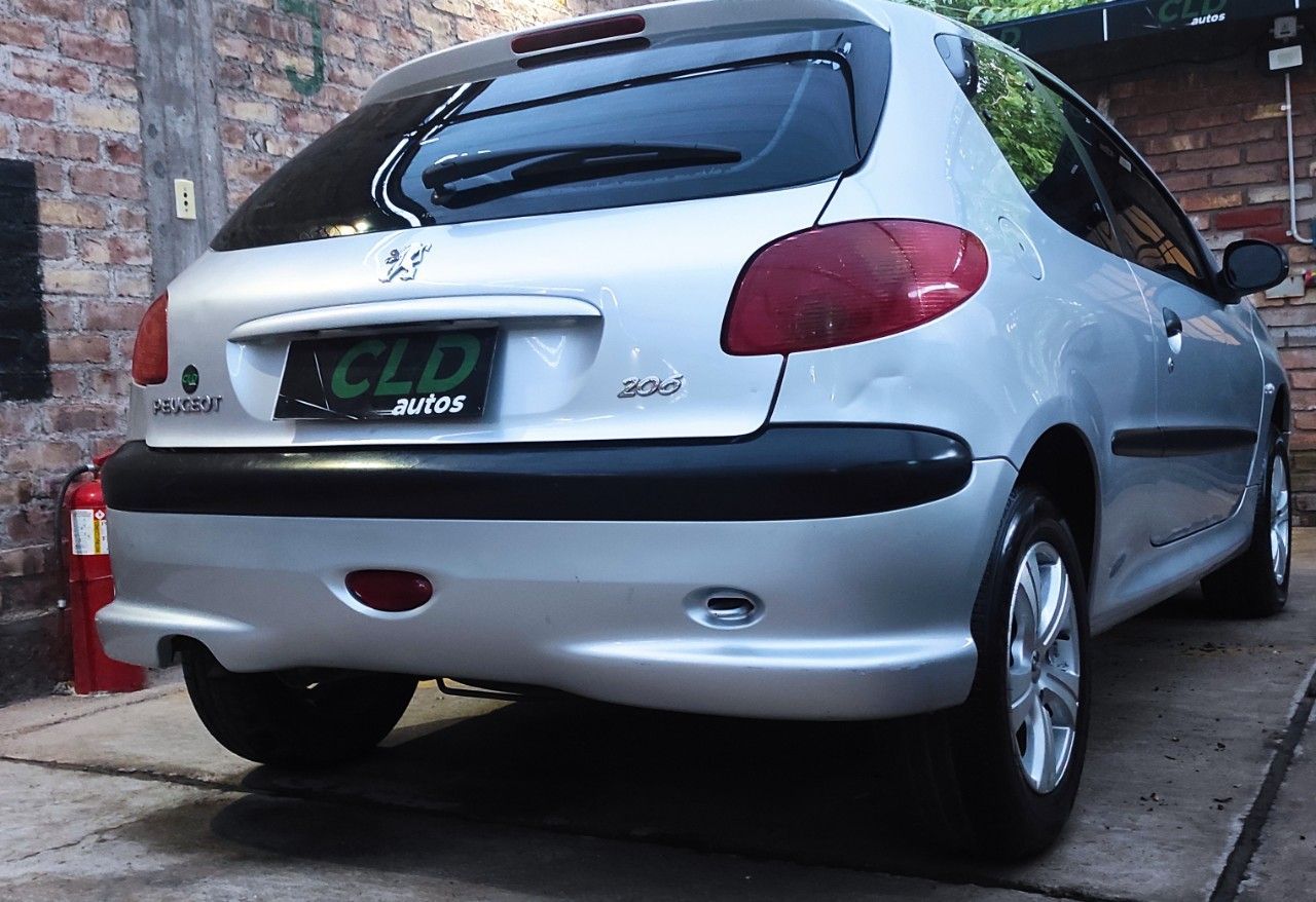 Peugeot 206 Usado en Mendoza, deRuedas