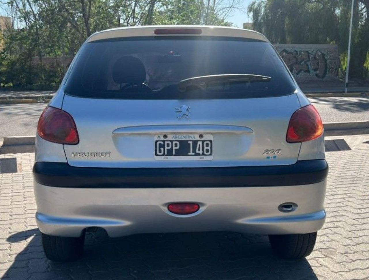 Peugeot 206 Usado en Mendoza, deRuedas