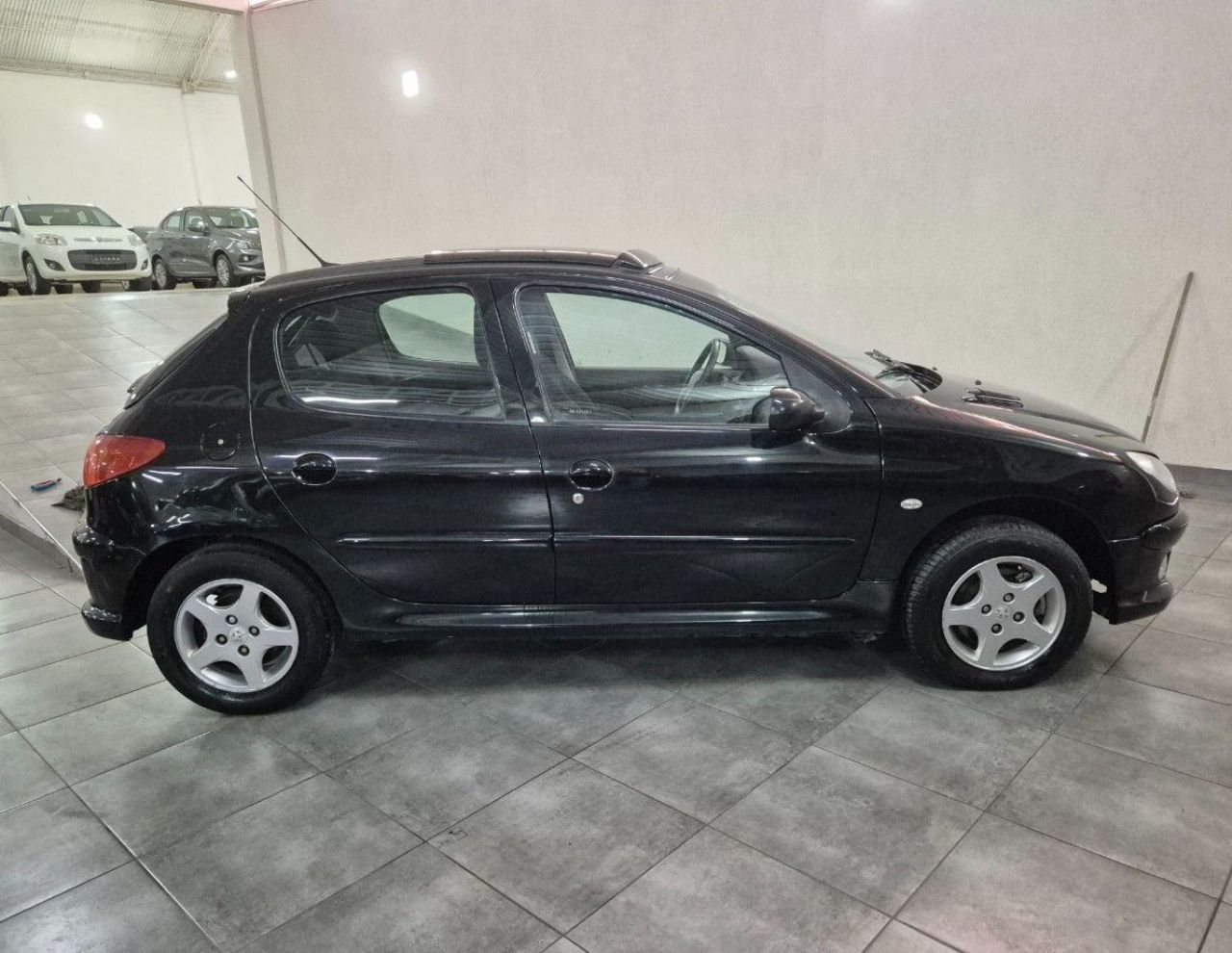 Peugeot 206 Usado Financiado en Mendoza, deRuedas