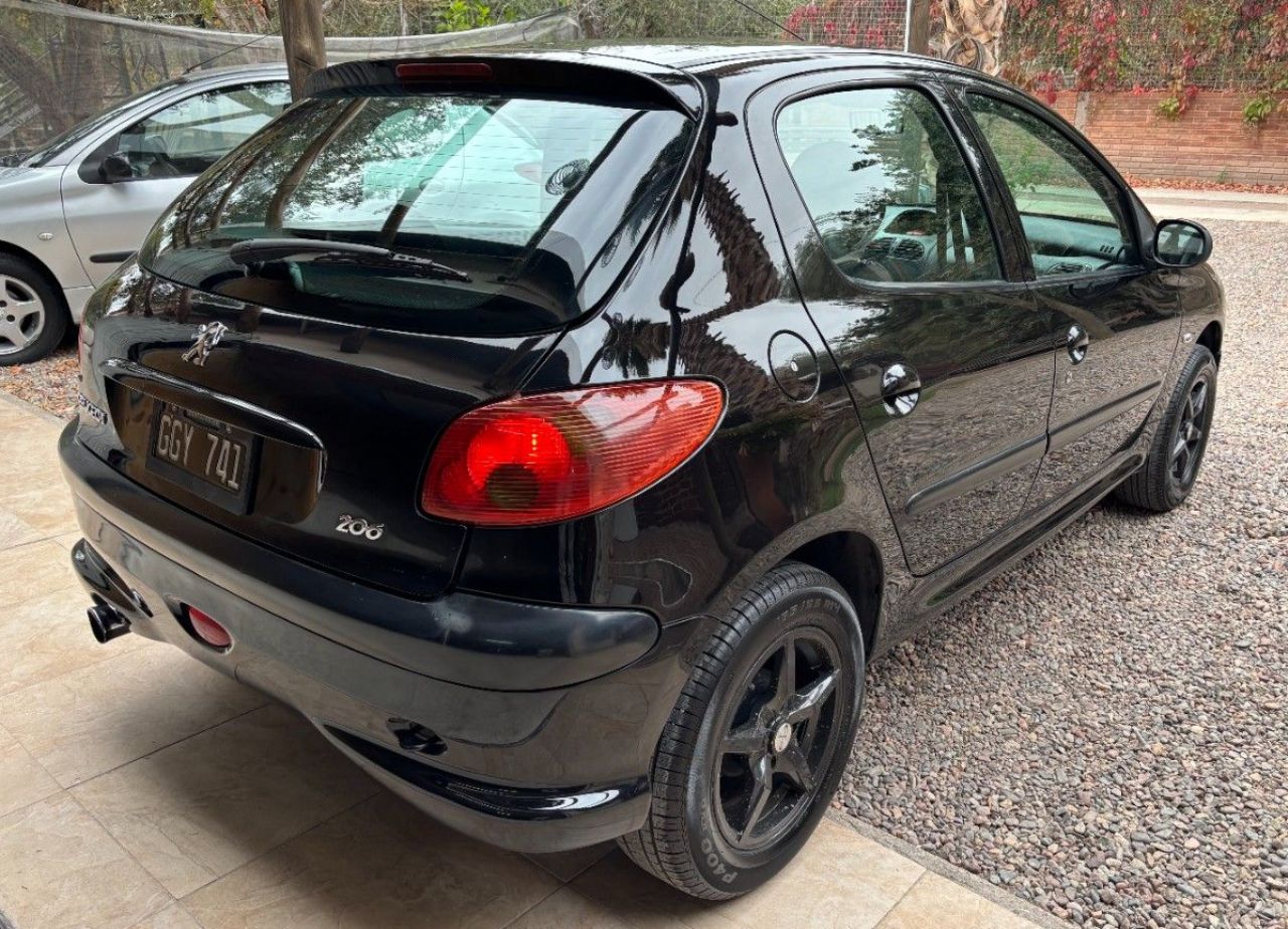 Peugeot 206 Usado en Mendoza, deRuedas
