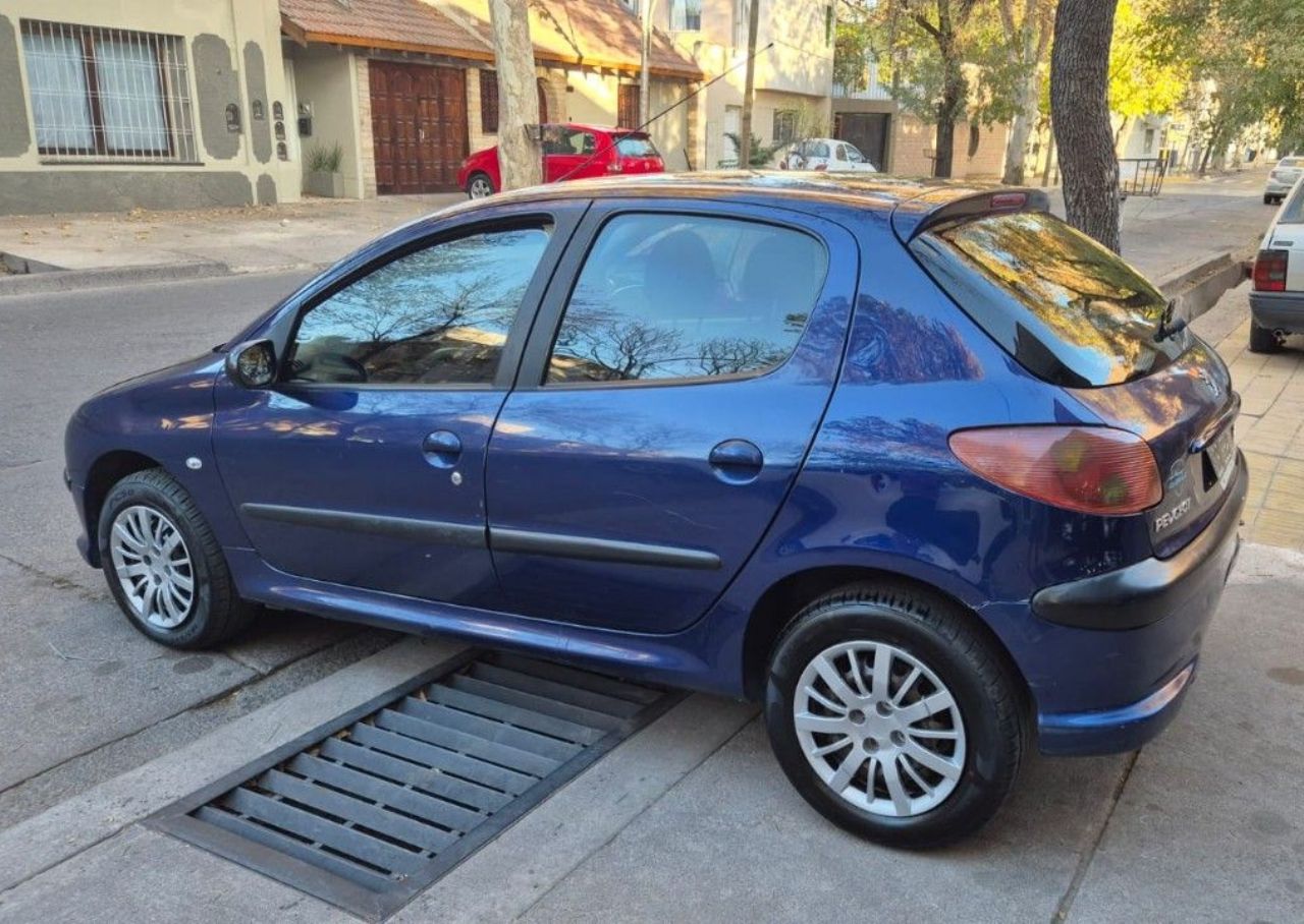 Peugeot 206 Usado en Mendoza, deRuedas