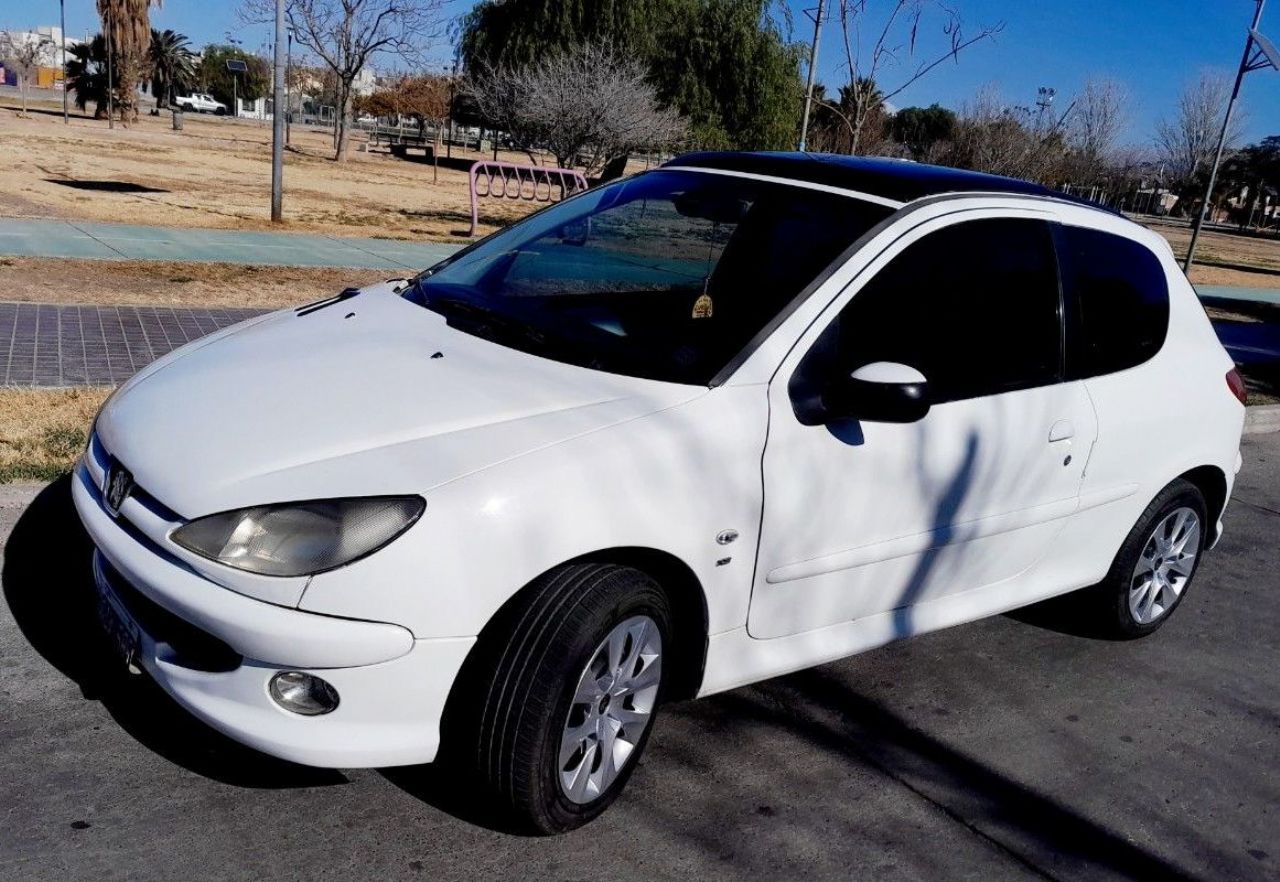 Peugeot 206 Usado en Mendoza, deRuedas
