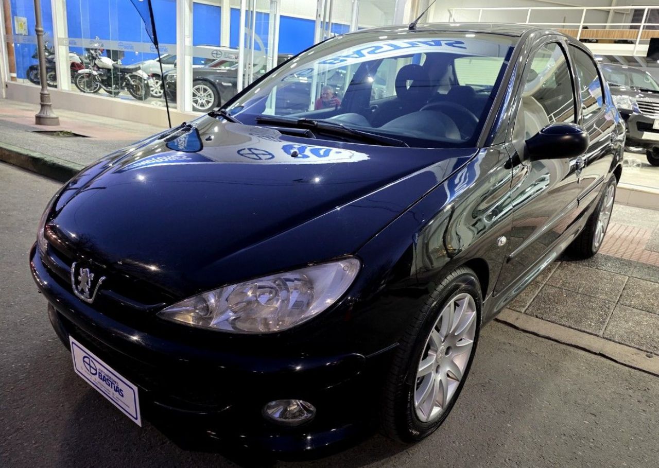 Peugeot 206 Usado en Mendoza, deRuedas