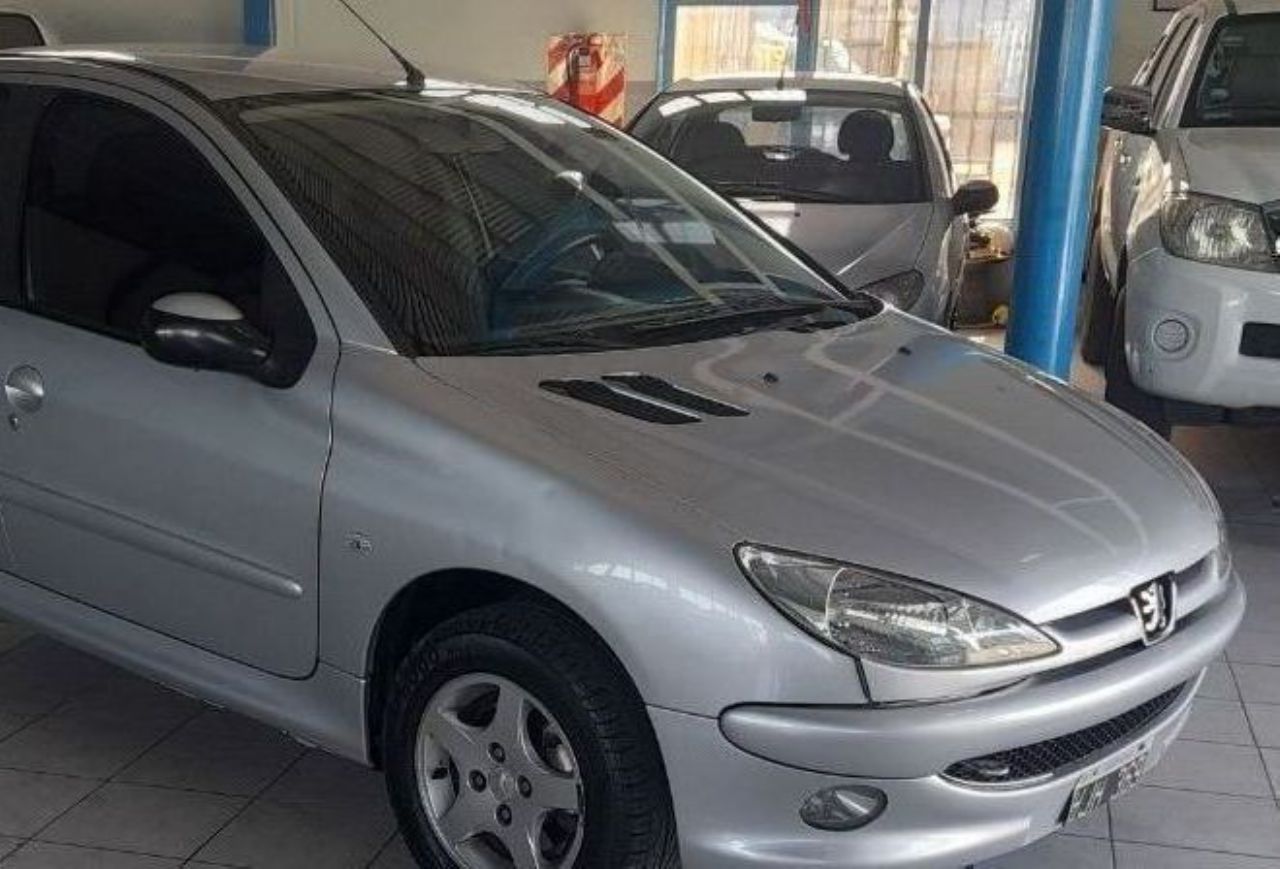 Peugeot 206 Usado en Mendoza, deRuedas