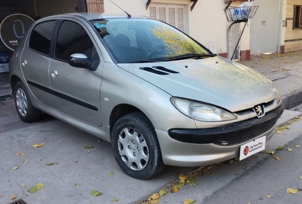 Peugeot 206 Usado en Mendoza, deRuedas