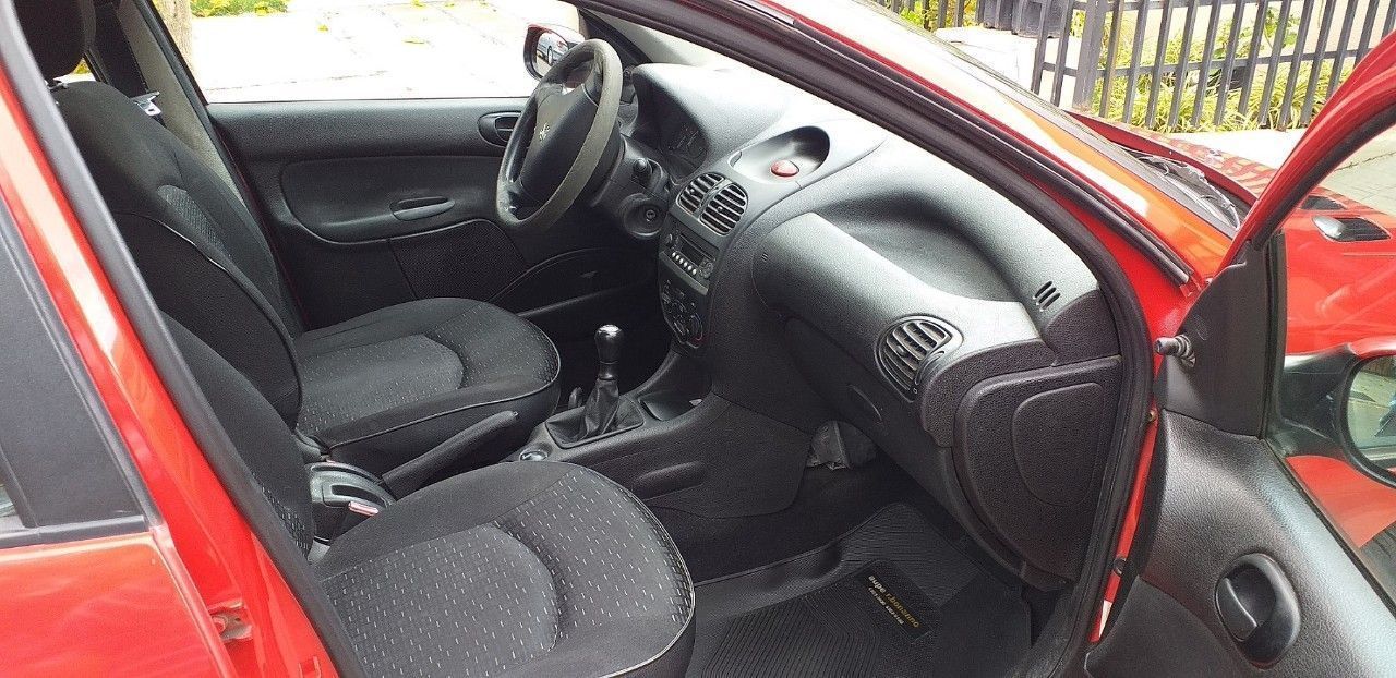 Peugeot 206 Usado en Mendoza, deRuedas