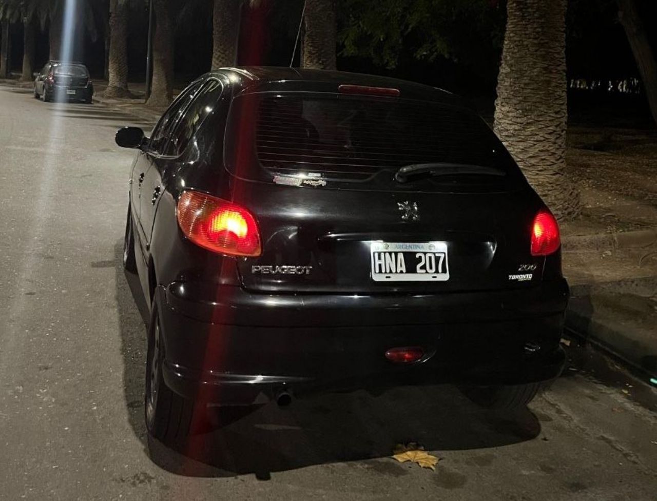 Peugeot 206 Usado en Mendoza, deRuedas