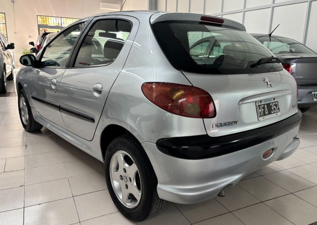 Peugeot 206 Usado en Mendoza, deRuedas