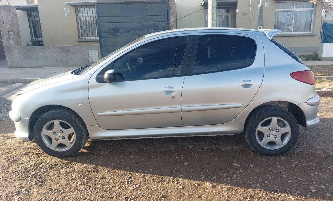 Peugeot 206 Usado en Mendoza, deRuedas