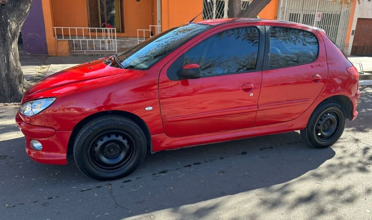 Peugeot 206 Usado en Mendoza, deRuedas