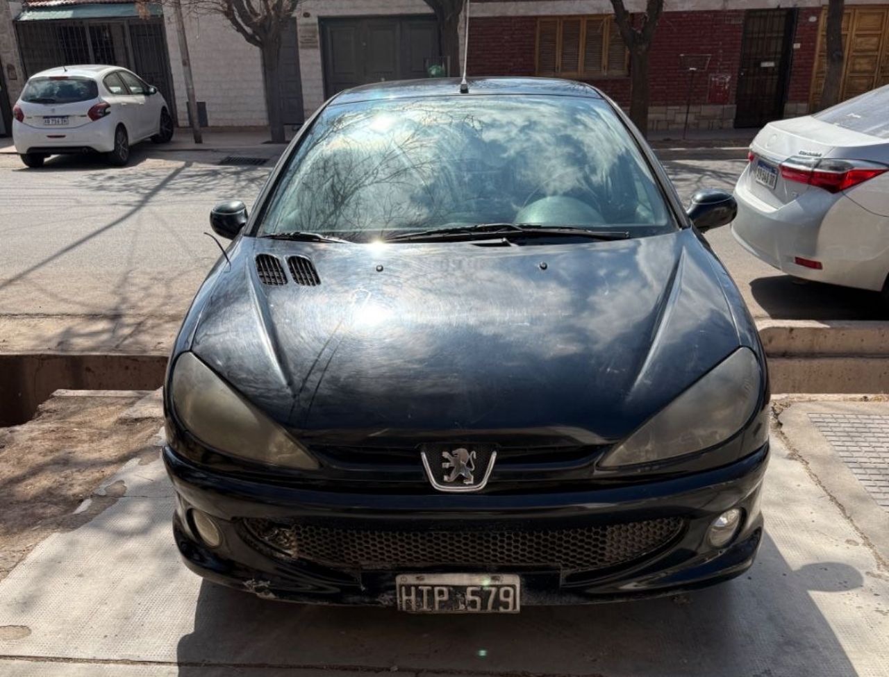Peugeot 206 Usado en Mendoza, deRuedas