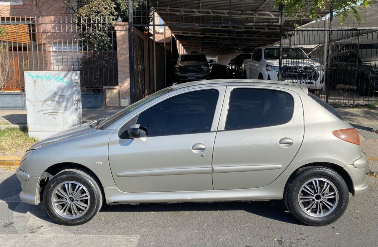 Peugeot 206 Usado en San Juan, deRuedas