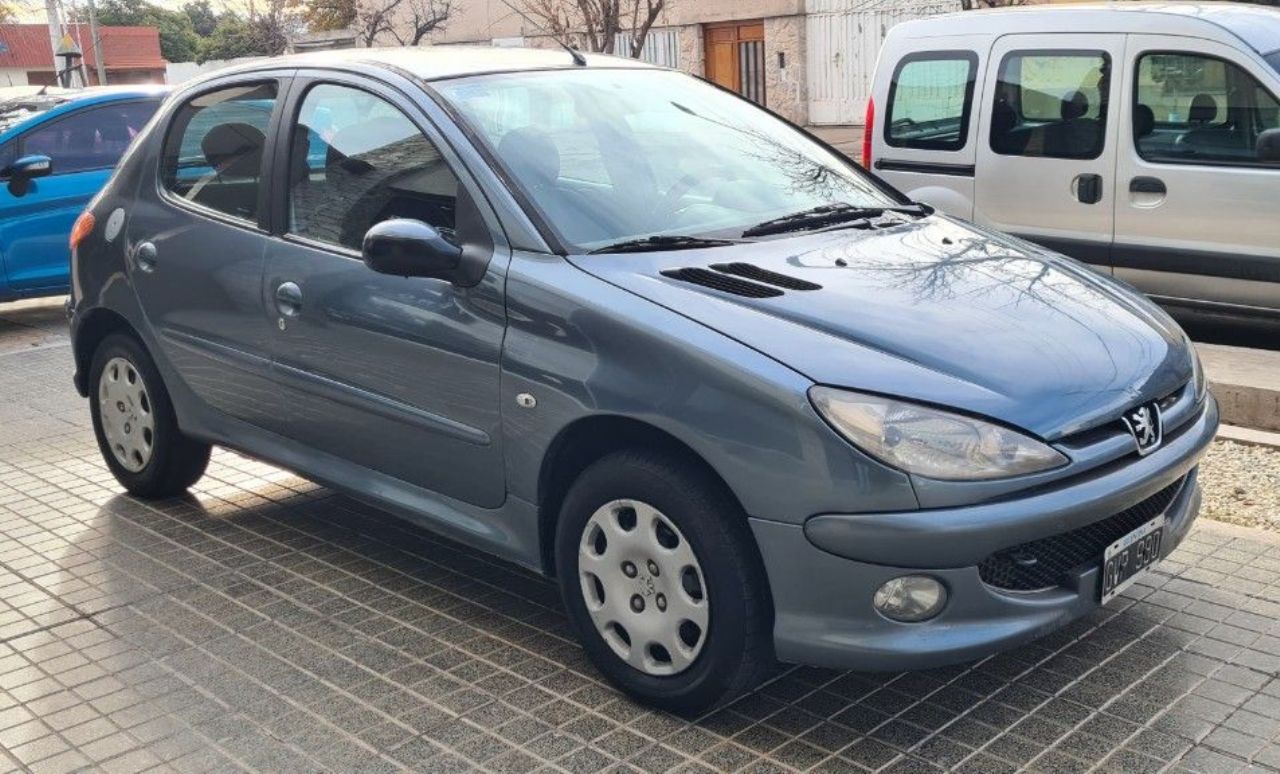 Peugeot 206 Usado en Mendoza, deRuedas