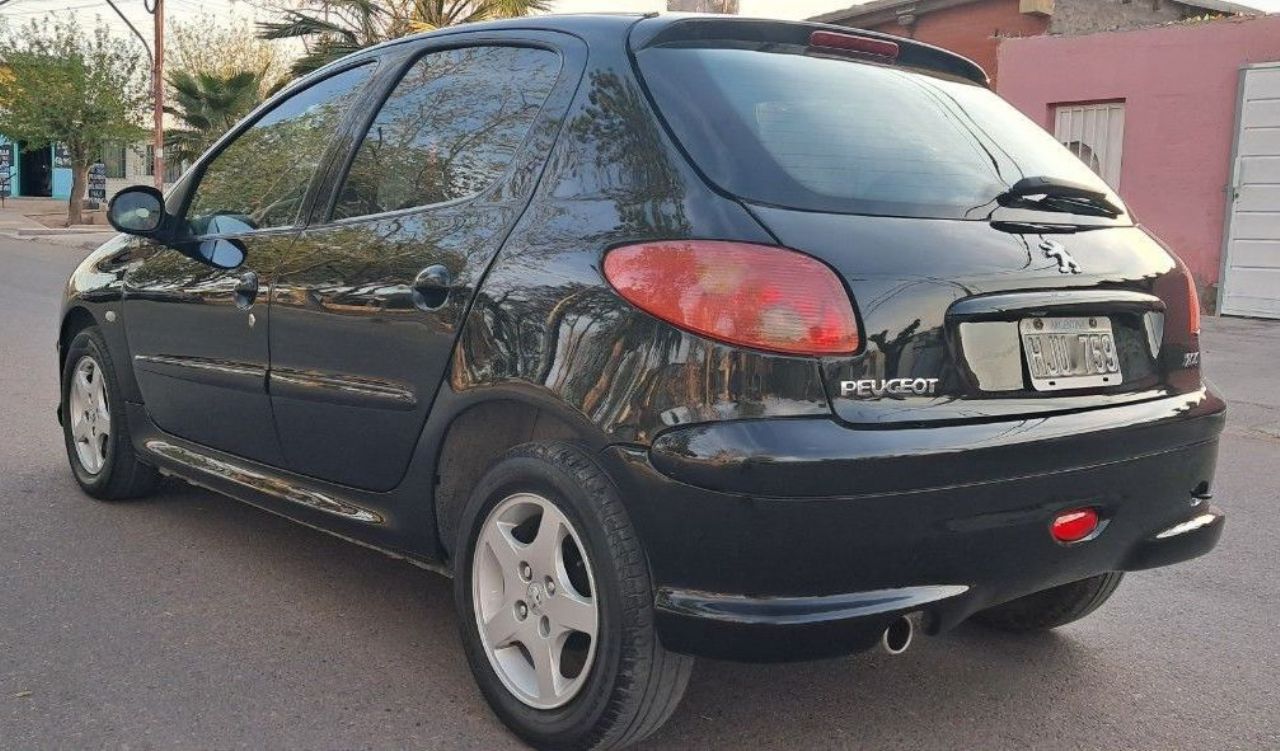 Peugeot 206 Usado en Mendoza, deRuedas