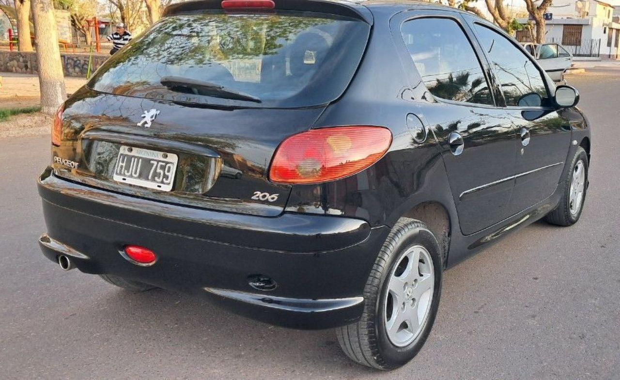 Peugeot 206 Usado en Mendoza, deRuedas