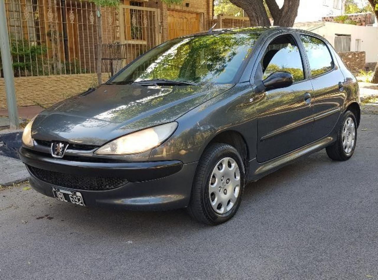 Peugeot 206 Usado en Mendoza, deRuedas