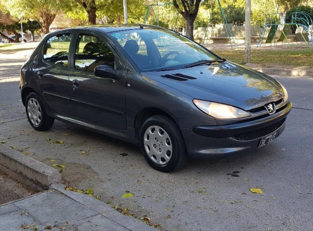 Peugeot 206 Usado en Mendoza, deRuedas