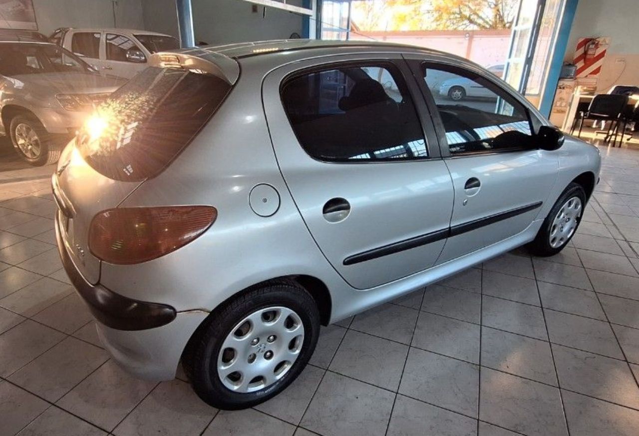 Peugeot 206 Usado en Mendoza, deRuedas